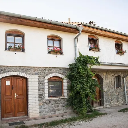Vinný Sklep U Terezy A Jakuba Apartament *